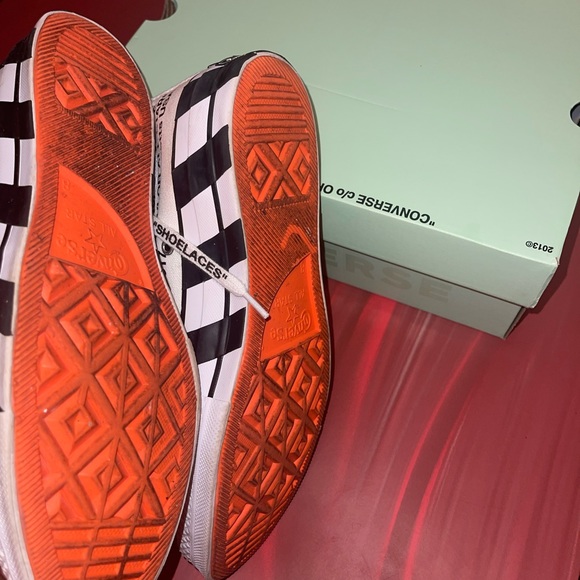 Converse off white chuck 70s (not worn much) GREAT CONDITION - Picture 3 of 4